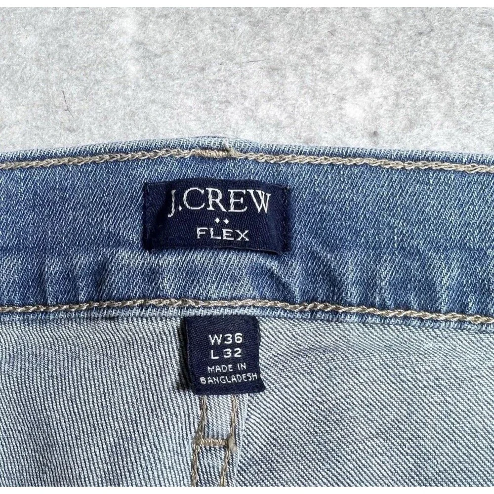 J. Crew Flex Jeans Mens 36 Blue Light Wash Straight Comfy Stretchy Inseam 31 in